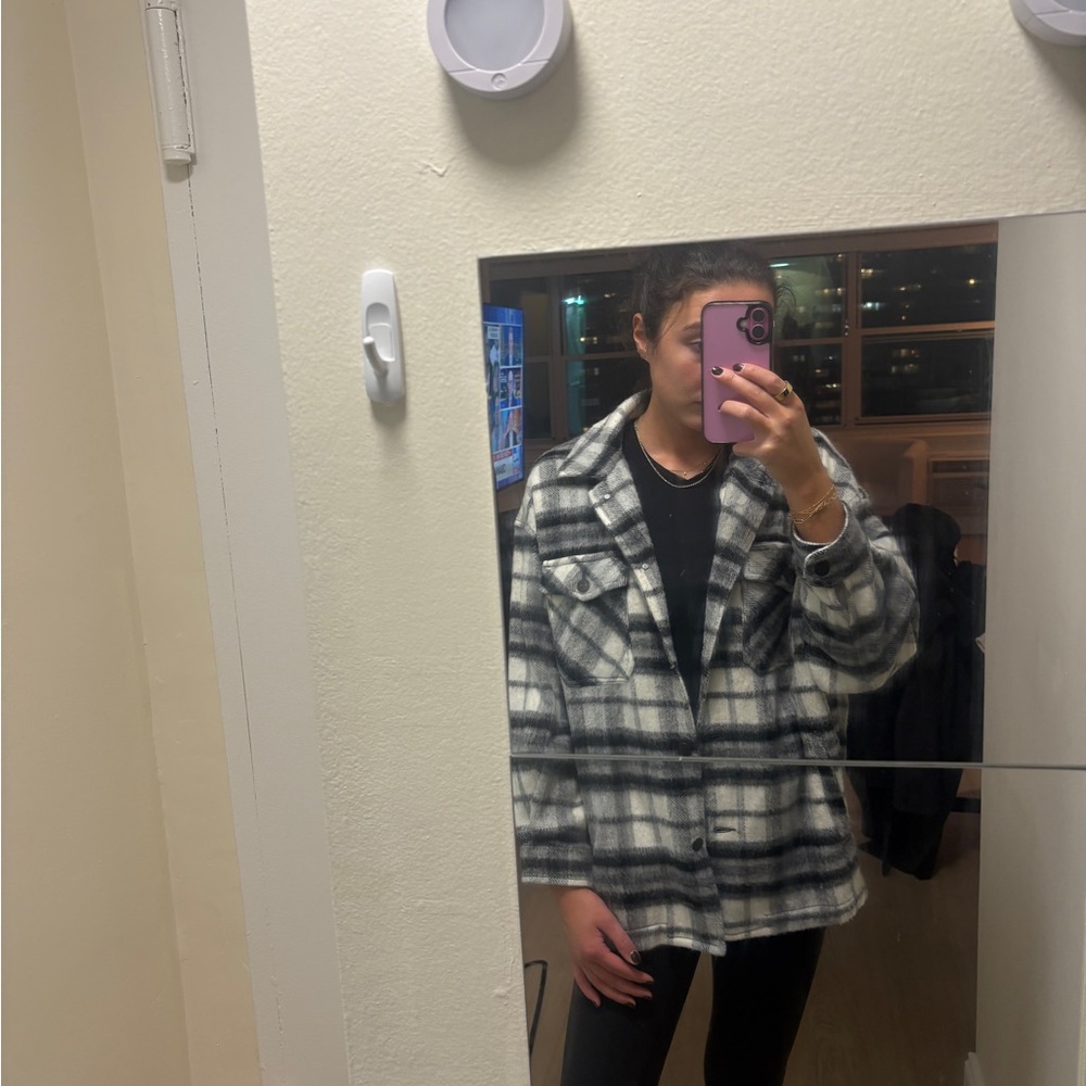 Zara Black and White Plaid Oversized Light Jacket